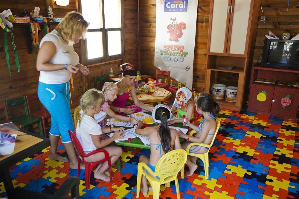 Larissa Beach Club Сиде Екстериор снимка