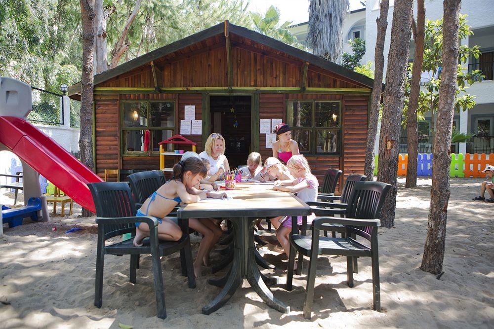 Larissa Beach Club Сиде Екстериор снимка