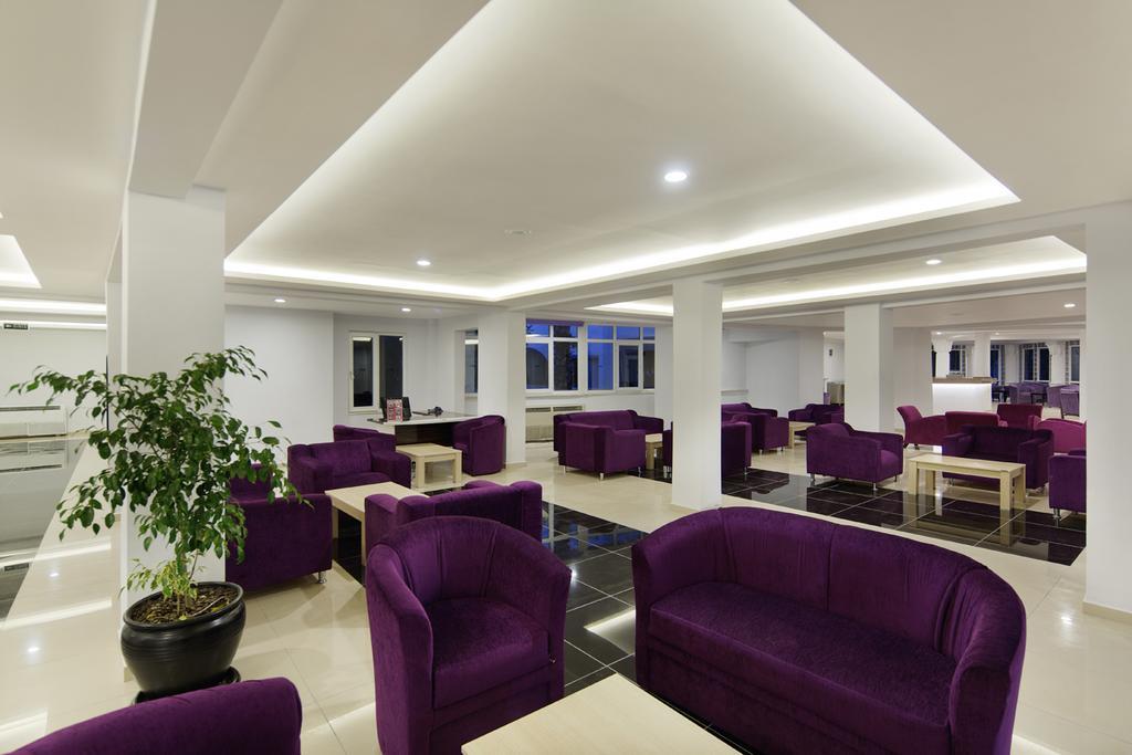 Larissa Beach Club Сиде Екстериор снимка